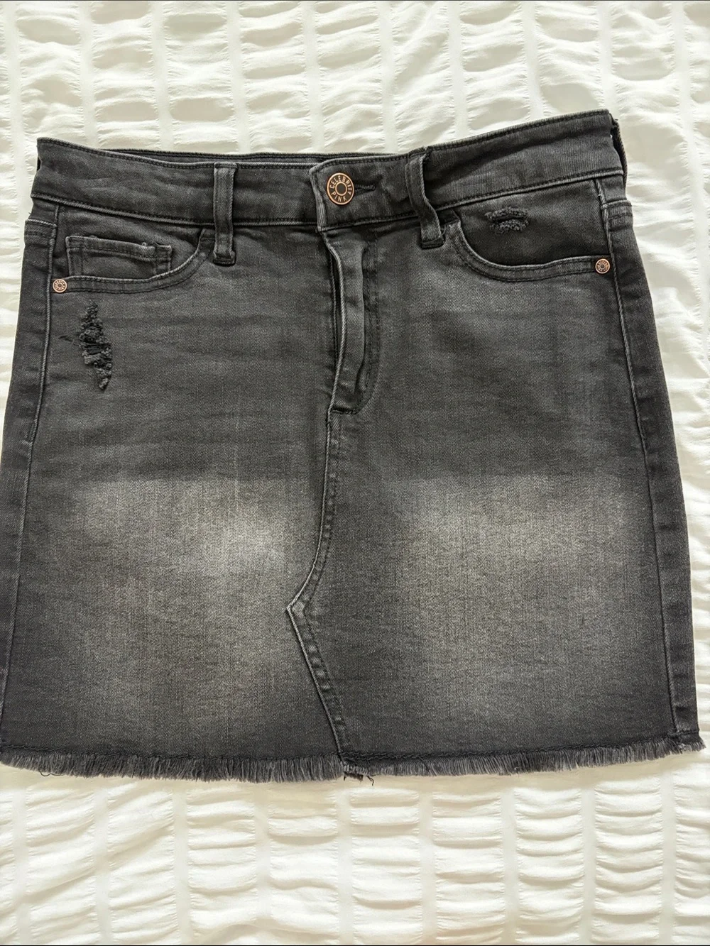 Celebrity Pink Youth Distressed Denim Classic Black Mini Skirt.
